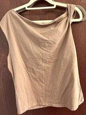 GAP One-Shoulder Tank Top in Light Tan